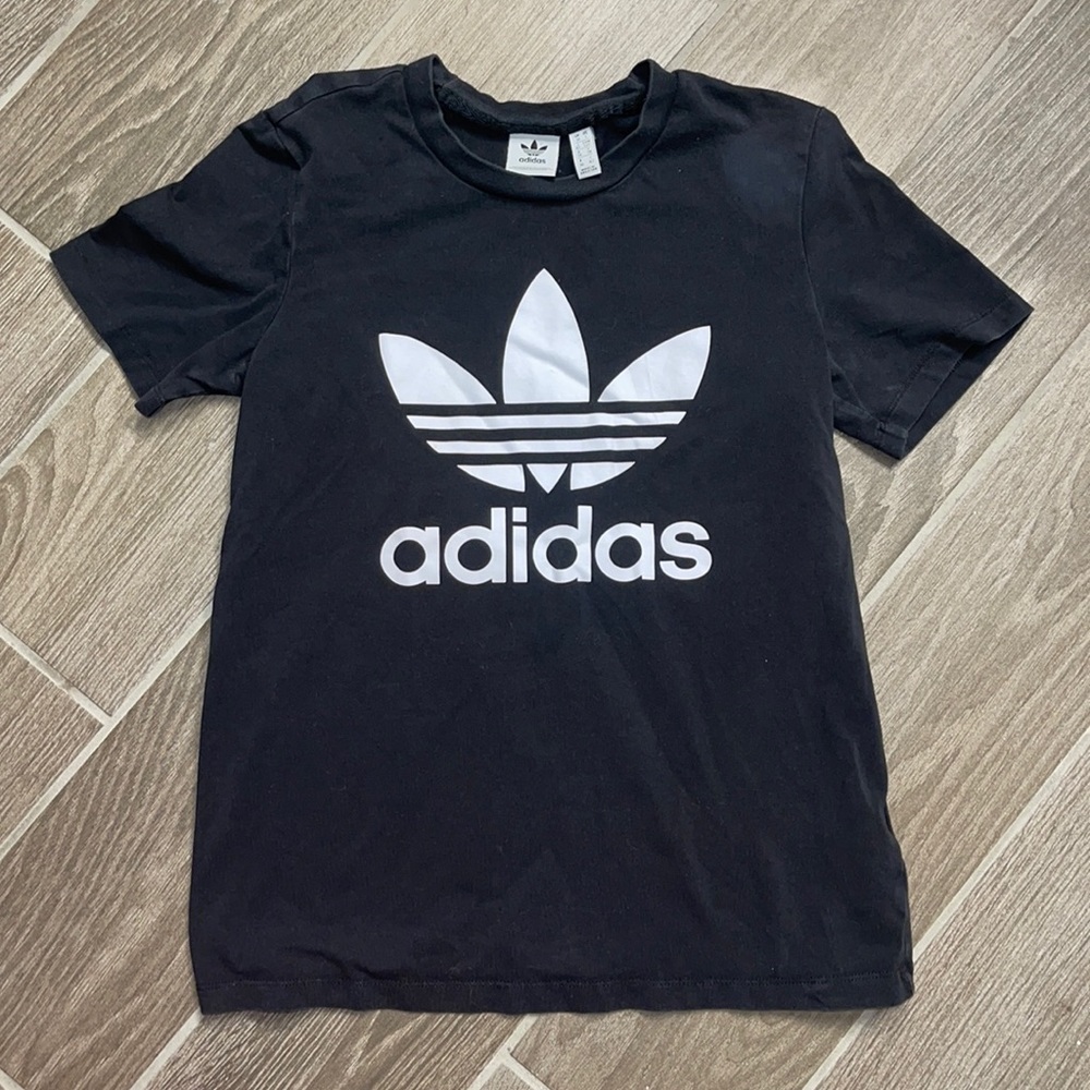 Adidas T